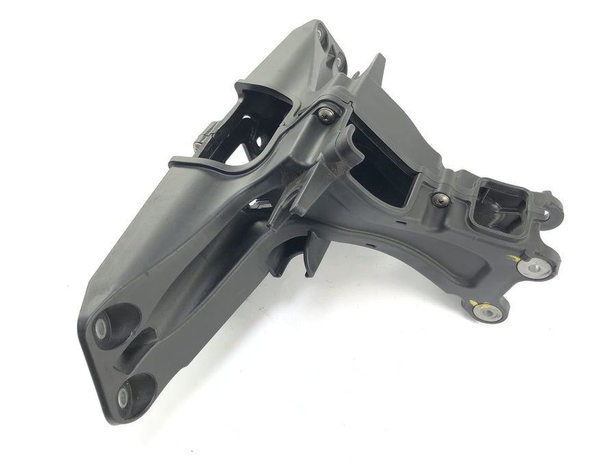 Aprilia RSV4 1000 [2010] - Fairing bracket cockpit holder
