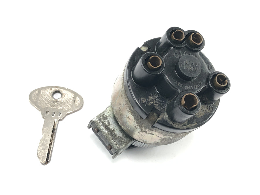Moto Guzzi V7 Special [1971] - Ignition lock ignition switch with key