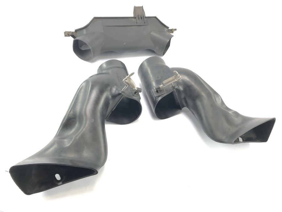 BMW R 1100 RT 259 [1997] - intake suction suction snorkel airtan suction pipe in front