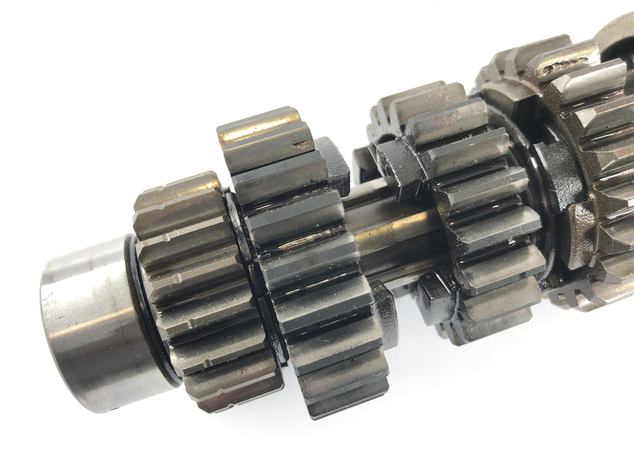 Suzuki GSF 1200 S Bandit WVA9 [2003] - gearbox with pitting tracks