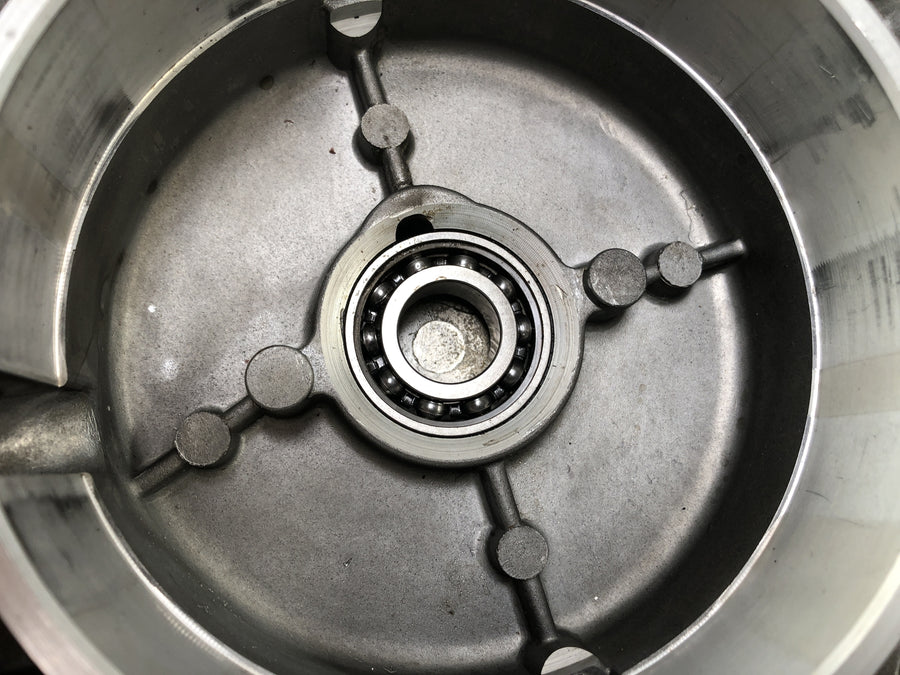 Ducati 900 SS [1991] - Alternator cover engine cover