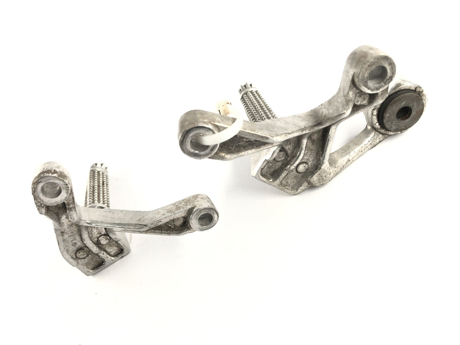 Yamaha YZF 750 R 4NHN [1996] - Pediatric footrests with owners on the left and right footrests