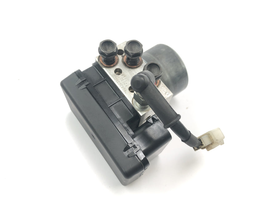 KTM Duke 690 A3 [2012] - ABS control unit hydraulic block modulator brake pressure regulator