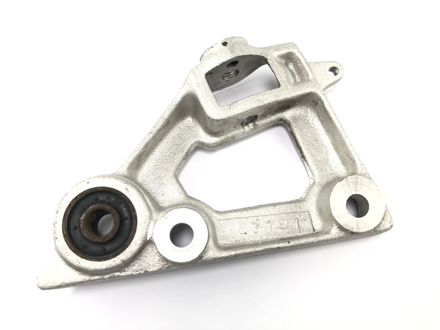 Suzuki RG 250 Gamma GJ21D [1987] - Footrest holder, driver's left footrest mount