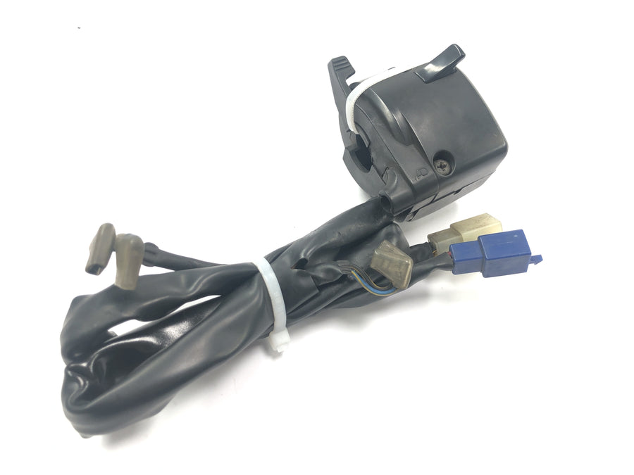 Yamaha YZF R1 RN04 [2001] - Switch fitting left handlebar switch control unit