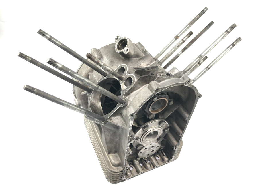 Moto Guzzi V7 Special [1971] - engine housing crankcase engine block empty housing