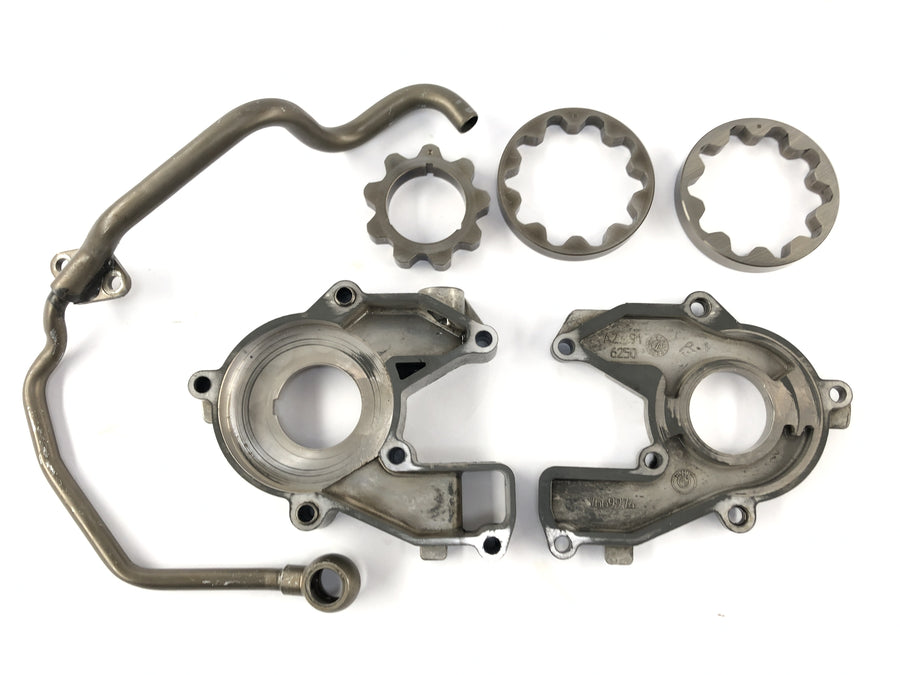 BMW R 1200 GS R12 K25 [2003] - oil pump with gears and waves