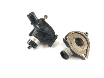 Triumph Speed ​​Triple 955i [1999] - Water pump with housing