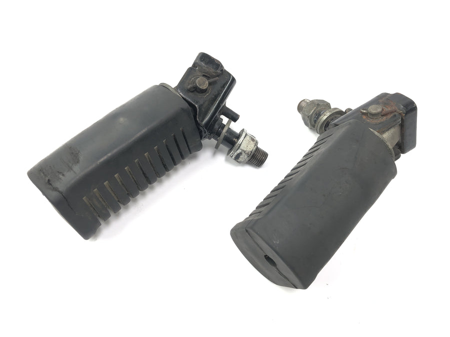 Kawasaki Z 1100 KZT10A [1984] - Palatinate footrests on the left and right