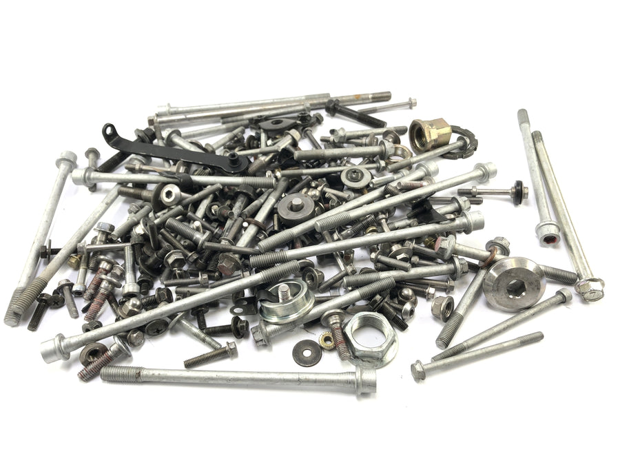 Kawasaki Z 1000 ZRT00A [2006] - Remaining parts and screws bundle