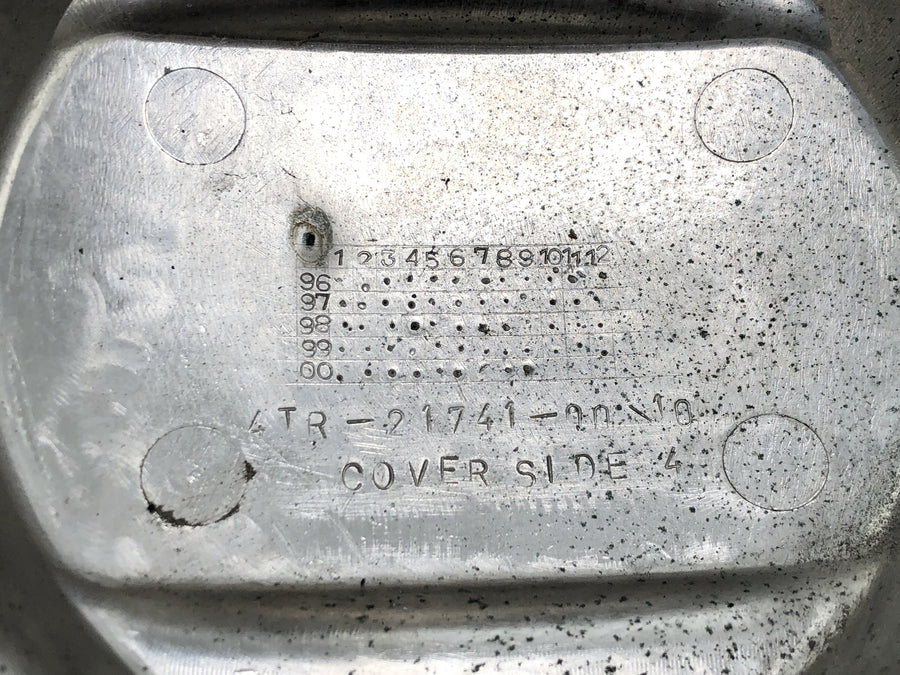 Yamaha XVS 650 Drag Star VM03 [2001] - Motor lid cover chrome right