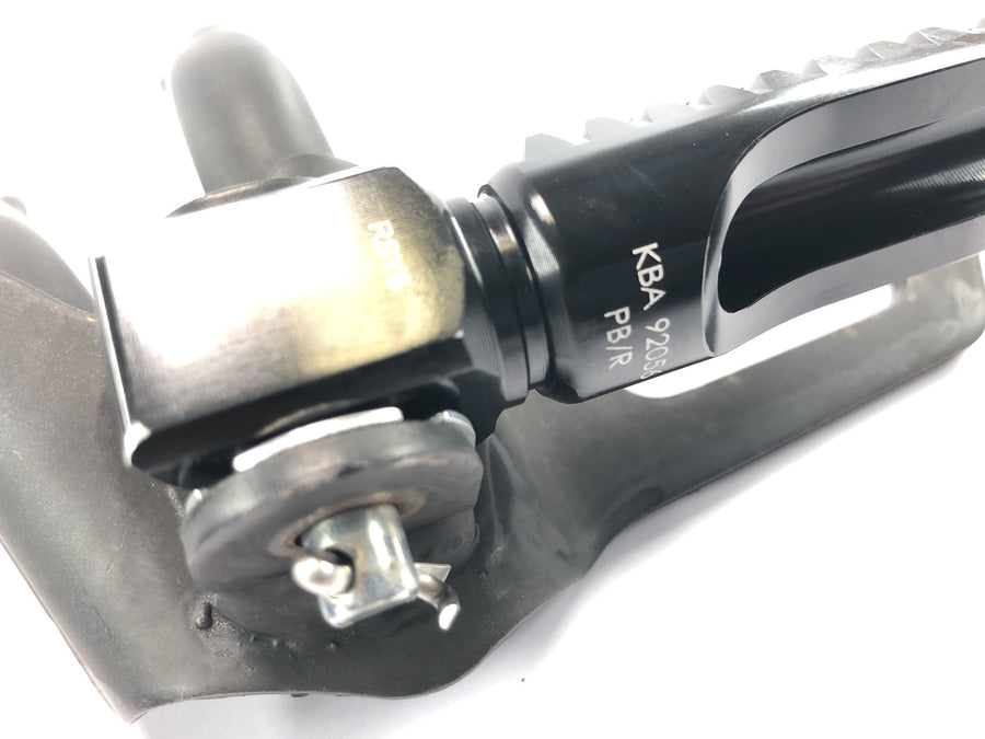 Yamaha MT 03 RM02 [2007] - Footrest system passenger footrest holder rear pair