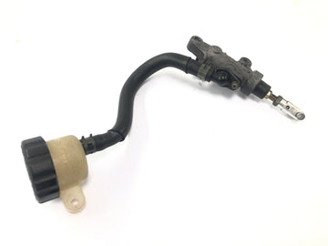 Yamaha YZF R1 RN01 [1998] - Brake pump behind - 0