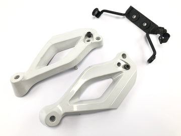 Yamaha MT 03 RM02 [2007] - Lamp holder headlight mount