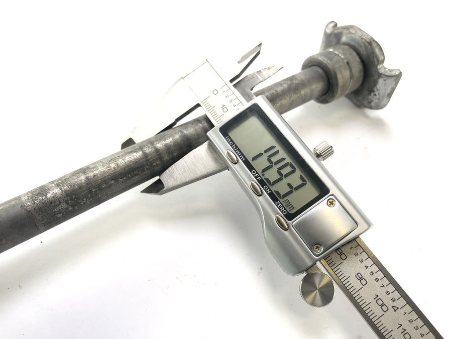 Yamaha XT 125 X [2004] - Rear axle
