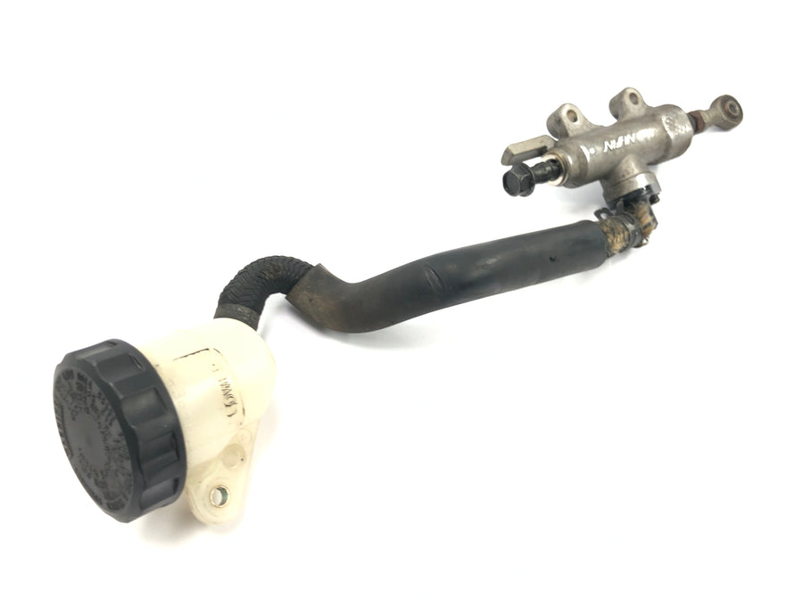 Honda VFR 800 FI RC46 [1999] - Rear brake pump rear wheel brake cylinder master cylinder