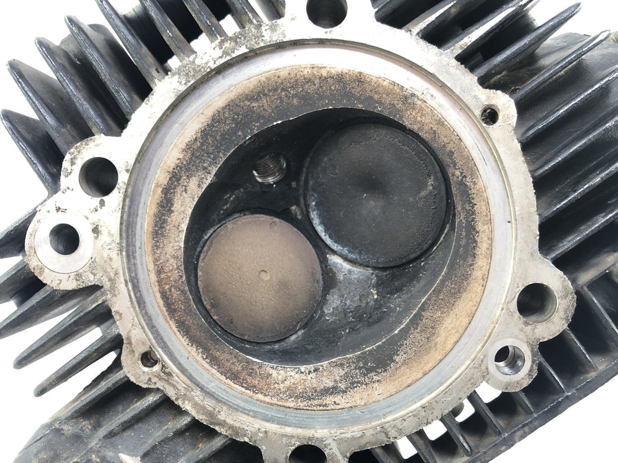 Ducati 900 SS [1991] - horizontal cylinder head