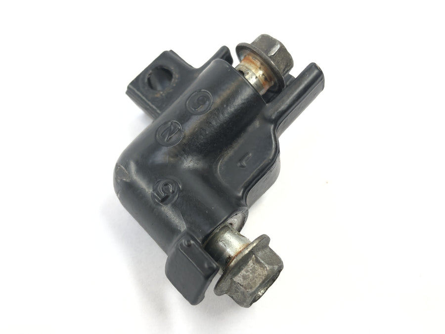 Yamaha XS 650 SE 3L1 [1979] - brake line distributor