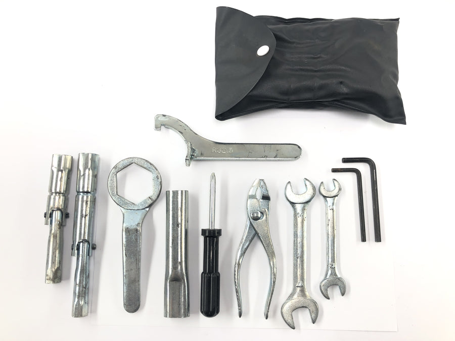 Suzuki GSF 1250 SA Bandit WVCH [2007] - On-board tools tool set tool bag