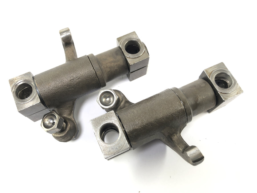 BMW R 60/5 [1973] - left rocker arm set pair