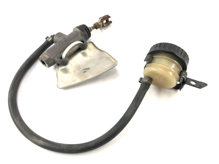 BMW R 1200 GS R12 K25 [2003] - Brake pump at the back