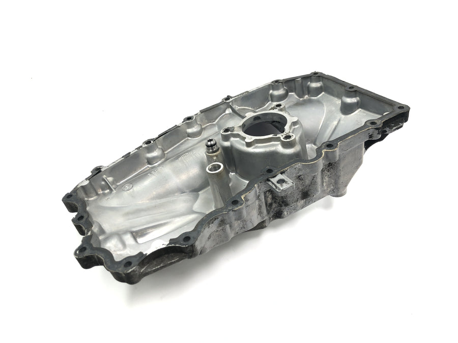 Triumph Tiger 955i 709EN [2003] - Oil sump engine cover