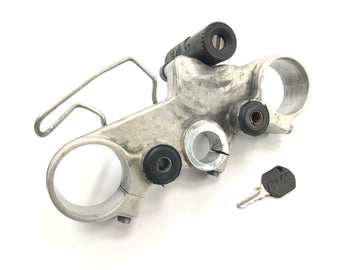 KTM 640 Adventure LC4 [2001] - top triple clamp with ignition lock