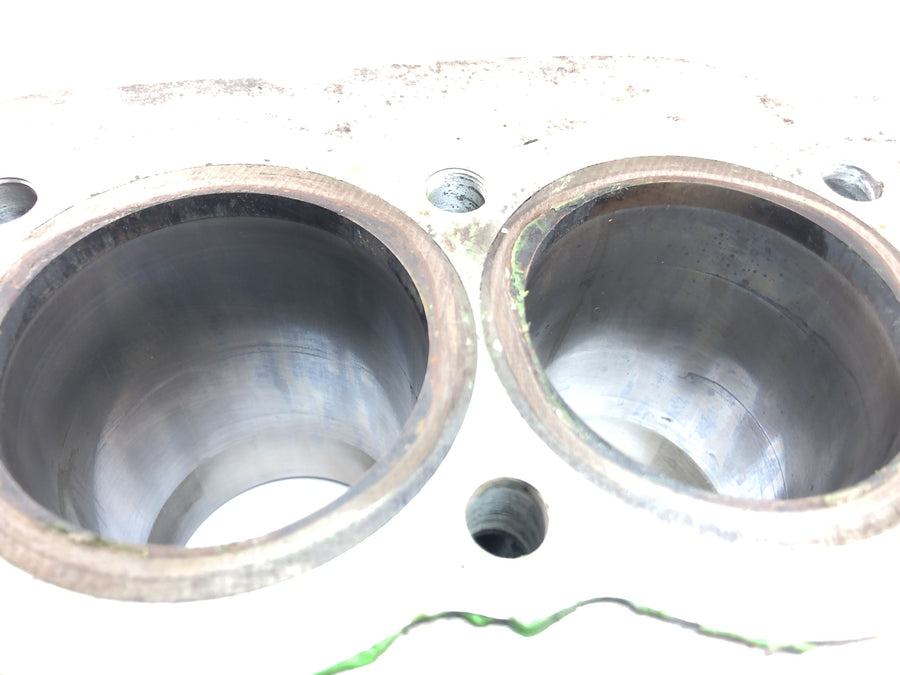 Honda CB 900 F SC01 [1981] - Cylinder with piston