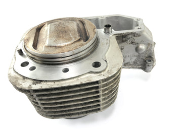 BMW R 1200 R R1ST [2008] - cylinder with piston on the left