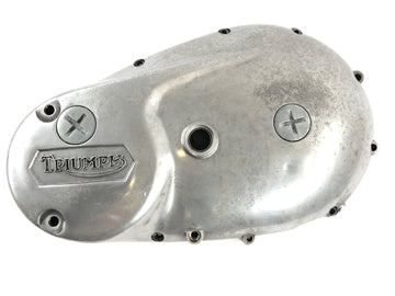 Triumph Bonneville T140V [1976] - Motor lid coupling lid on the left