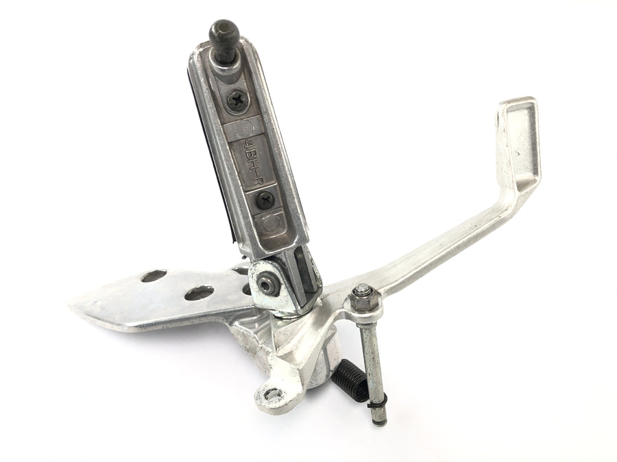 Yamaha XJR 1300 RP06 [2002] - Right footrest system with brake pedal