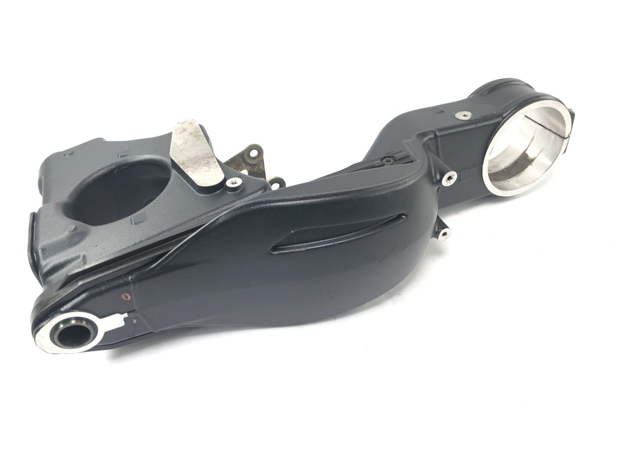 Triumph sprint ST 1050 [2005] - Swinge rear wheel swing