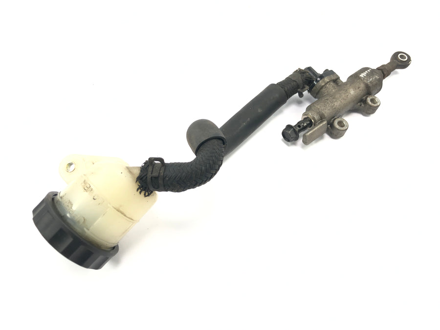 Honda VFR 800 FI RC46 [1999] - Rear brake pump rear wheel brake cylinder master cylinder