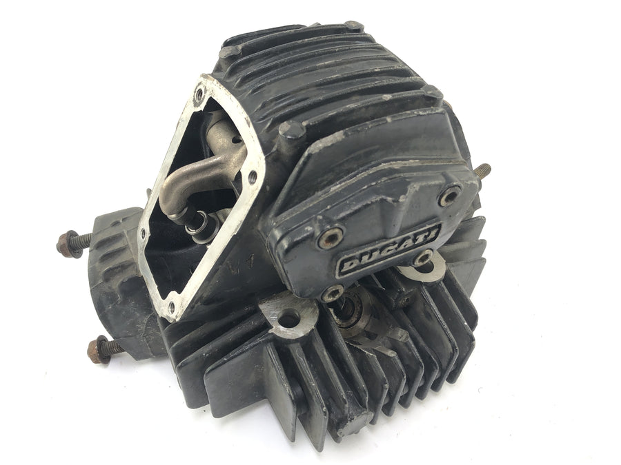 Ducati 900 SS [1991] - horizontal cylinder head