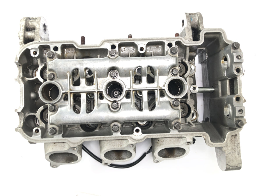 Triumph Sprint ST 1050 [2005] - cylinder head