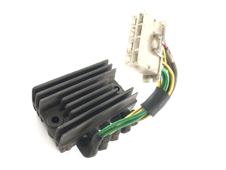 Honda GL 1000 Goldwing GL1 [1977] - Regulator Voltage Regulator