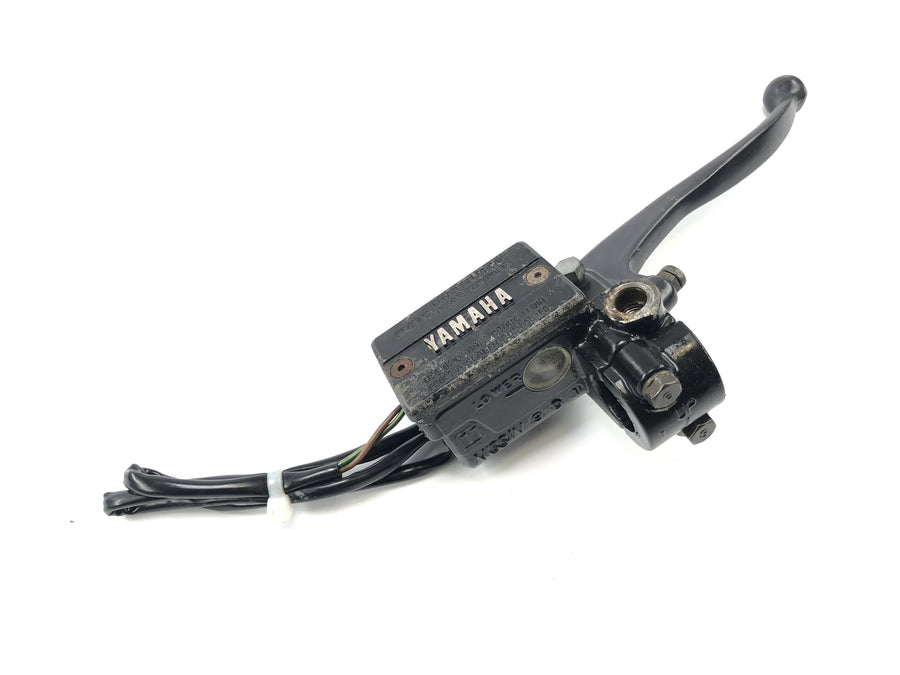 Yamaha XT 600 43F [1985] - brake pump in front brake lever brake handle fitting right