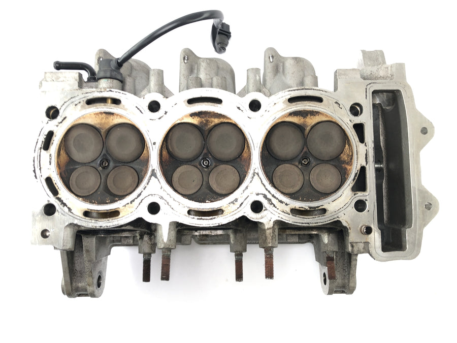 Triumph Sprint ST 1050 [2005] - cylinder head