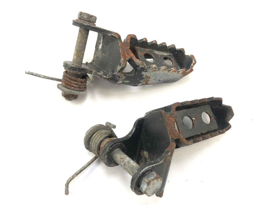 Cagiva elefant 650 [1984] - driver's footrests left and right