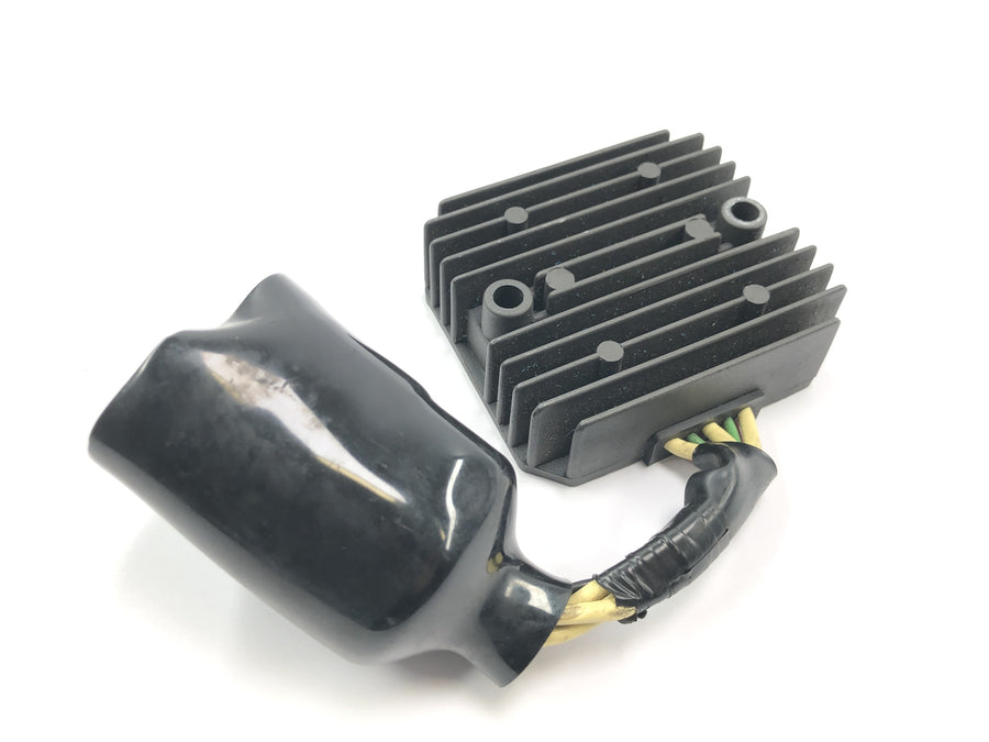 HONDA VTR 1000 SP 1 SC45 [2001] - Regulator rectifier voltage regulator charge controller