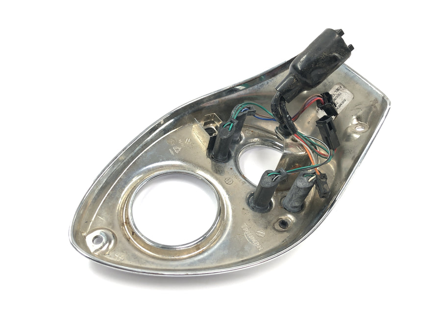 Triumph Speedmaster 900 [2003] - Tankabdeckung Instrumentenhalter