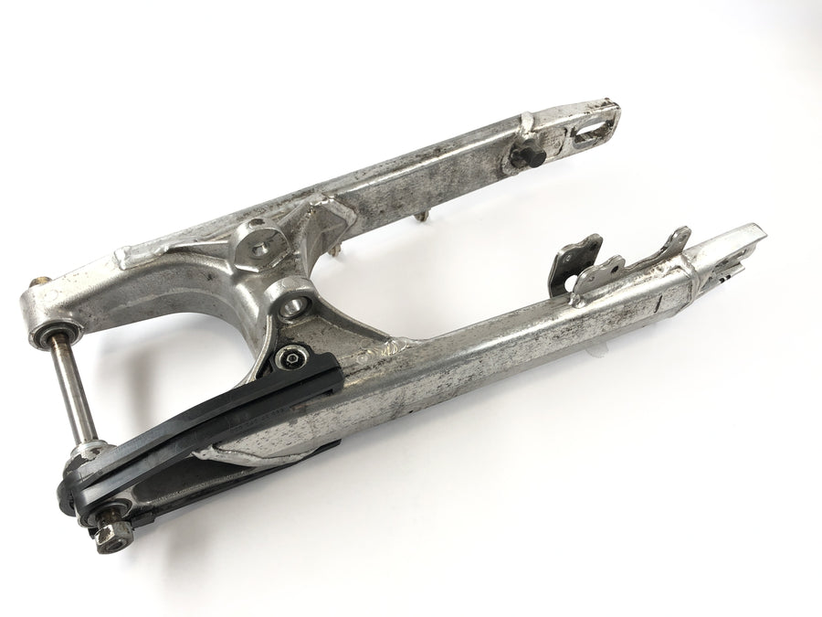 KTM LC4 640 EGS [2004] - Swinge rear wheel swing
