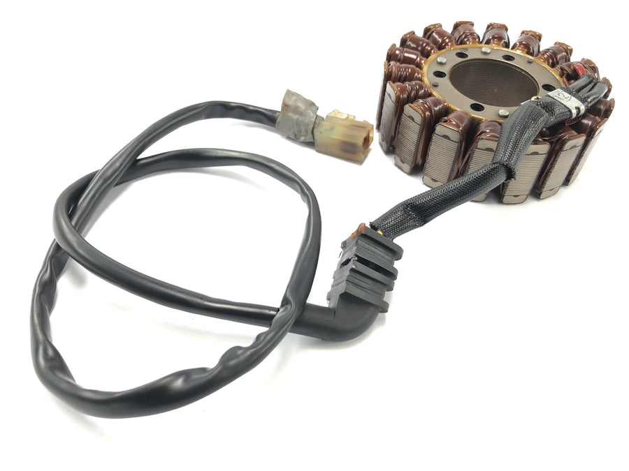 Honda CBR 900 RR SC28 [1994] - Stator generator alternator