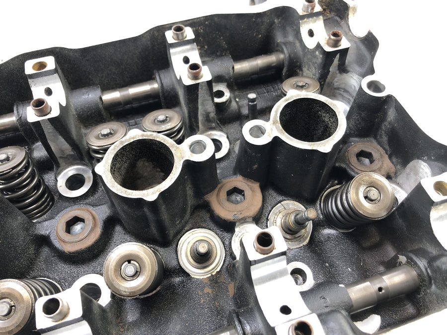 Kawasaki GPZ 1000 RX [1987] - Cylinder head not complete