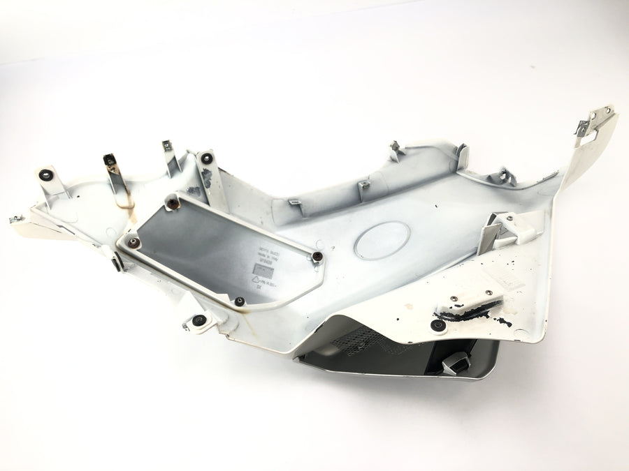 Moto Guzzi Stelvio 1200 4V [2009] - Clearing Side cladding on the left
