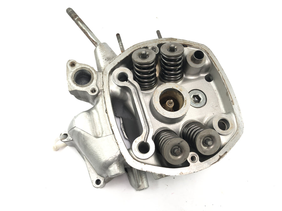 Honda GL 500 Silverwing PC02 [1982] - cylinder head on the right