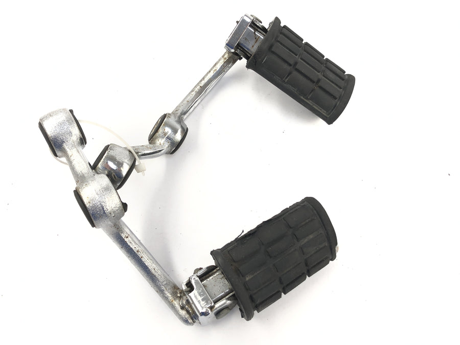 Yamaha XV 750 5G5 [1982] - Footrest driver's footrests left and right couple