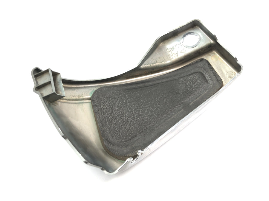 Yamaha XVS 650 Drag Star VM03 [2001] - Side cover cover cover Left