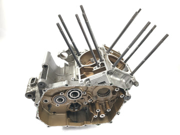 Honda XRV 750 Africa Twin RD04 [1990] - Engine housing empty housing with stud bolts