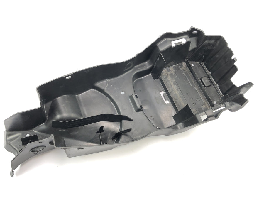 Triumph Street Triple R 675 D67LD [2010] - Interior cladding protective sheet Inner fender Rad cover at the rear